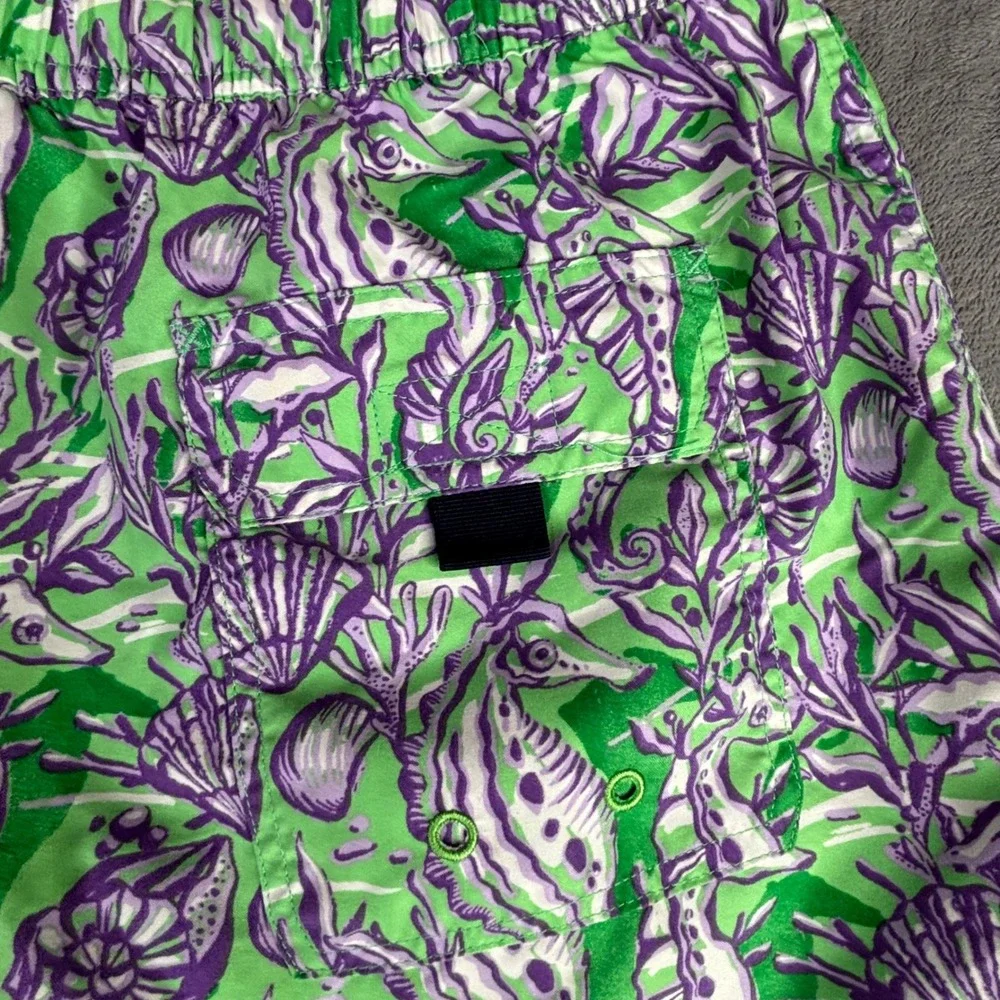 Vineyard Vines Swim Trunks Mens M Green Purple Seahorse Nautical Mesh Lined 6.5
